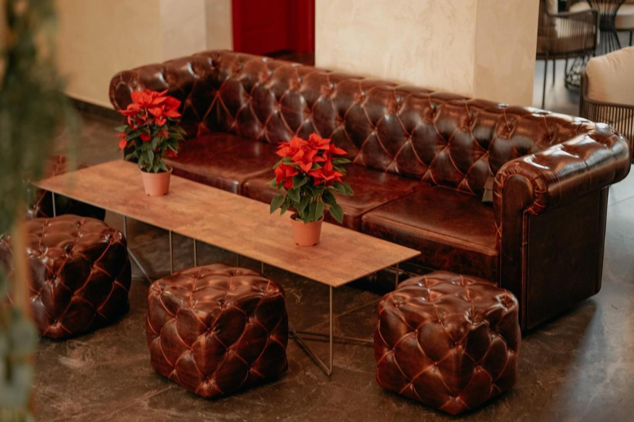 Martiness Hotel