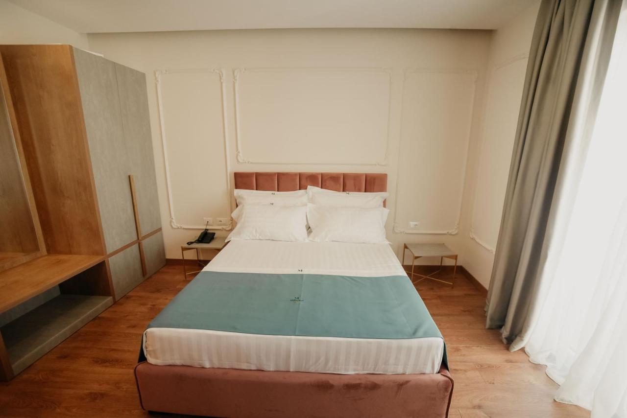 Martiness Hotel